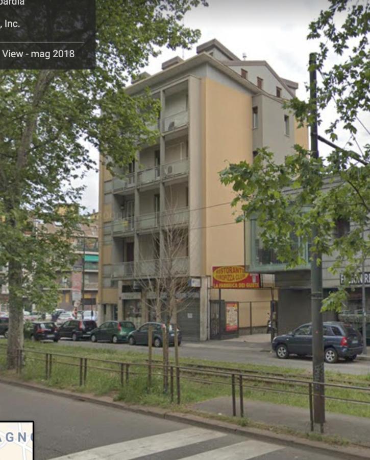 شقة Dimora Certosa - Milano المظهر الخارجي الصورة